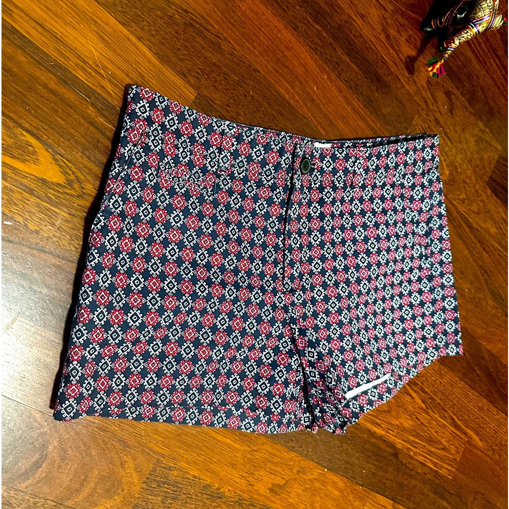 Gap printed shorts size 4.